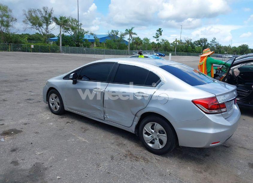 Photo 3 of 2013 Honda Civic LX (VIN 2HGFB2F5XDH549386)