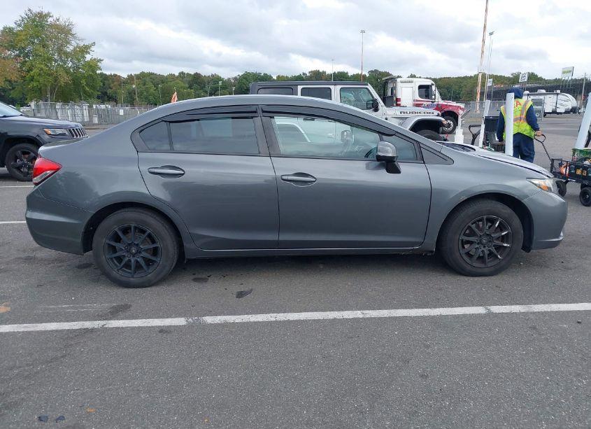 Photo 13 of 2013 Honda Civic LX (VIN 2HGFB2F5XDH571629)