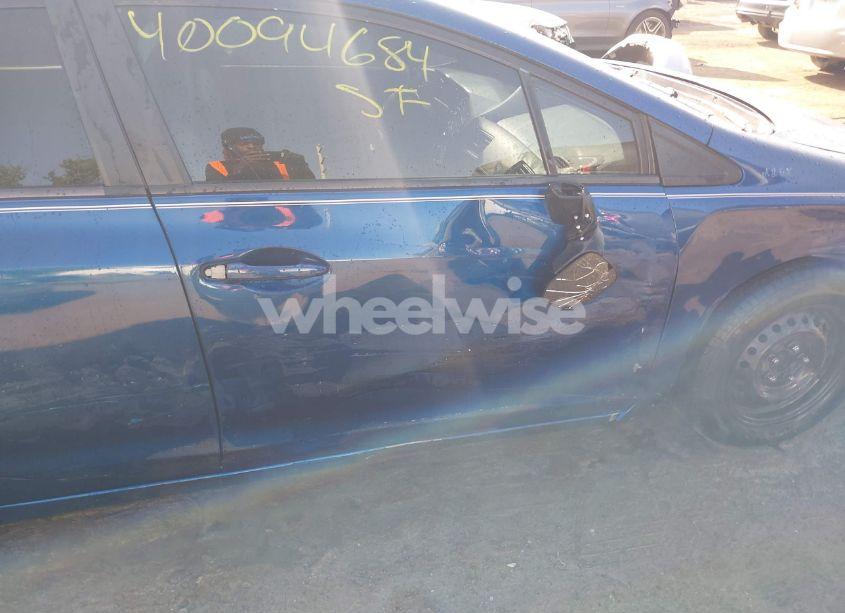 Photo 6 of 2013 Honda Civic LX (VIN 2HGFB2F5XDH582467)