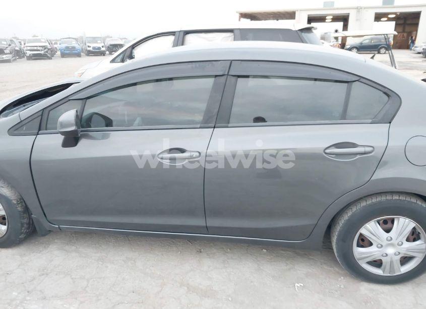 Photo 15 of 2013 Honda Civic LX (VIN 2HGFB2F5XDH586986)