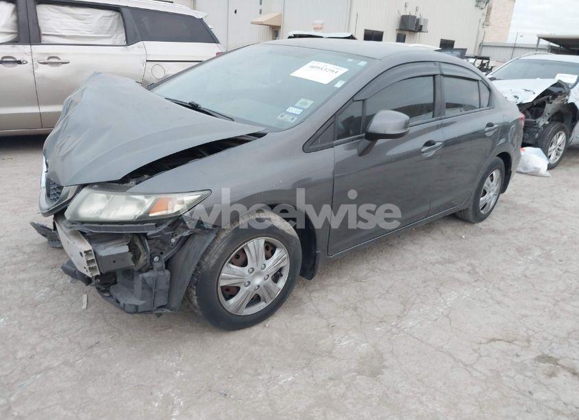 Photo 2 of 2013 Honda Civic LX (VIN 2HGFB2F5XDH586986)