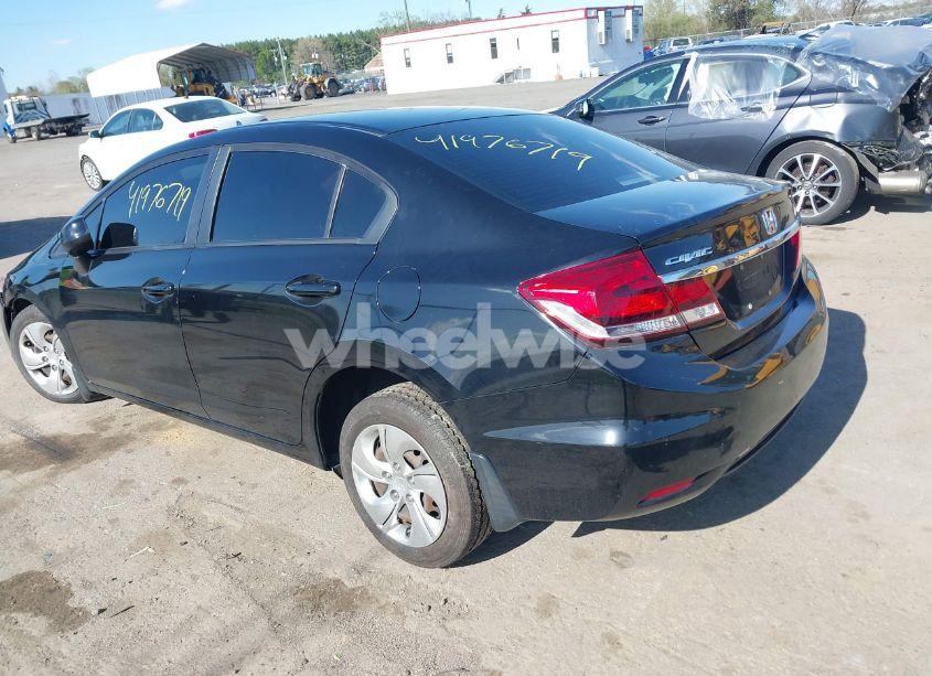 Photo 3 of 2013 Honda Civic LX (VIN 2HGFB2F5XDH587314)
