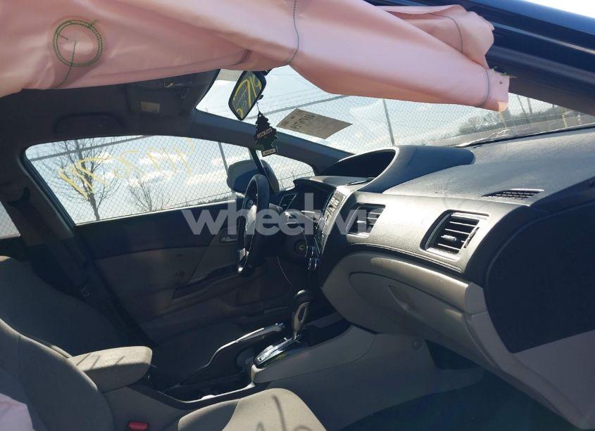 Photo 5 of 2013 Honda Civic LX (VIN 2HGFB2F5XDH587314)