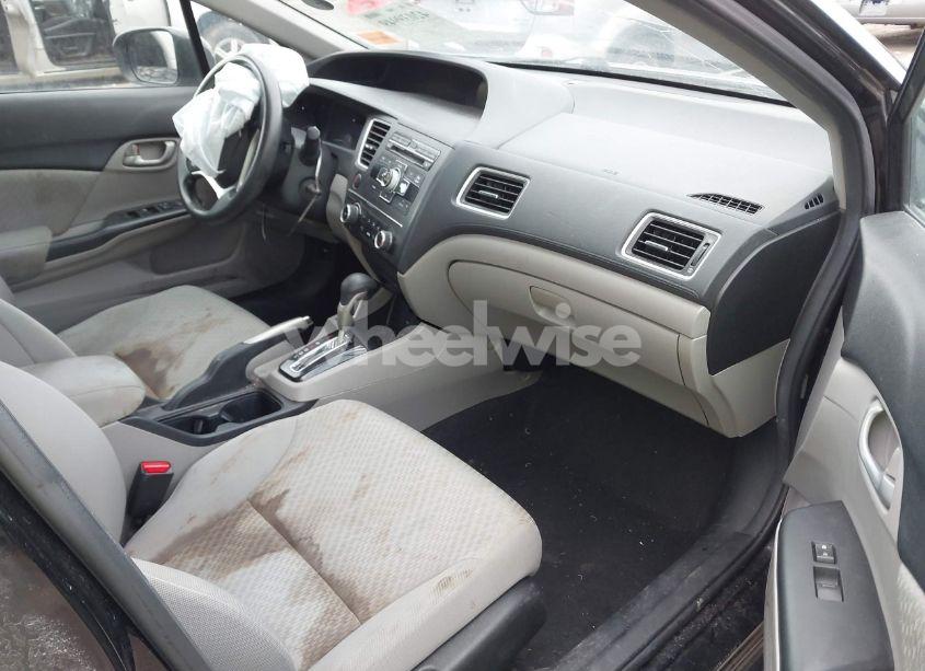 Photo 5 of 2014 Honda Civic LX (VIN 2HGFB2F5XEH503249)