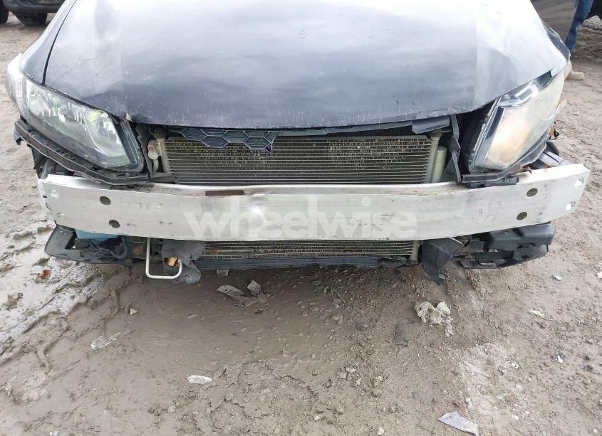 Photo 6 of 2014 Honda Civic LX (VIN 2HGFB2F5XEH503249)