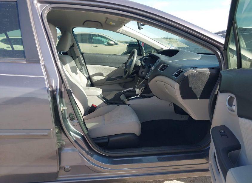 Photo 5 of 2014 Honda Civic LX (VIN 2HGFB2F5XEH512940)
