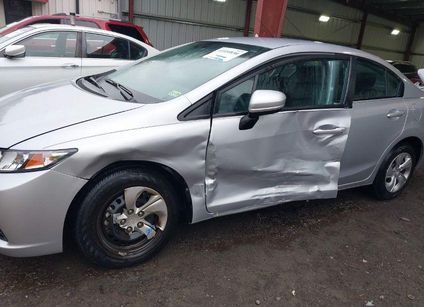 Photo 6 of 2014 Honda Civic LX (VIN 2HGFB2F5XEH550278)