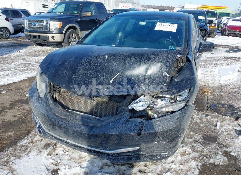 Photo 6 of 2014 Honda Civic LX (VIN 2HGFB2F5XEH558896)