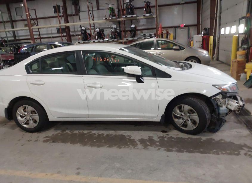 Photo 13 of 2015 Honda Civic LX (VIN 2HGFB2F5XFH505746)