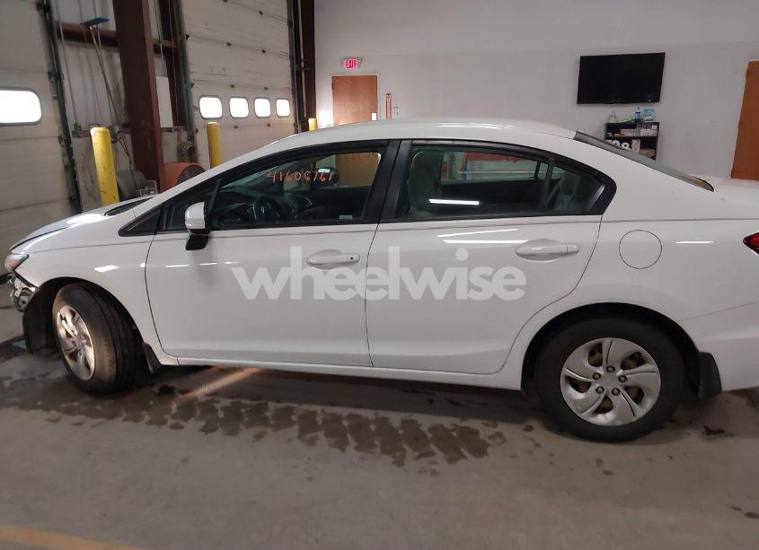 Photo 14 of 2015 Honda Civic LX (VIN 2HGFB2F5XFH505746)