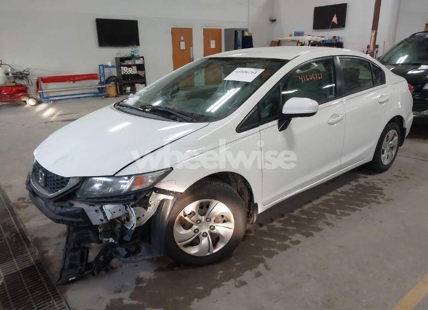 Photo 2 of 2015 Honda Civic LX (VIN 2HGFB2F5XFH505746)