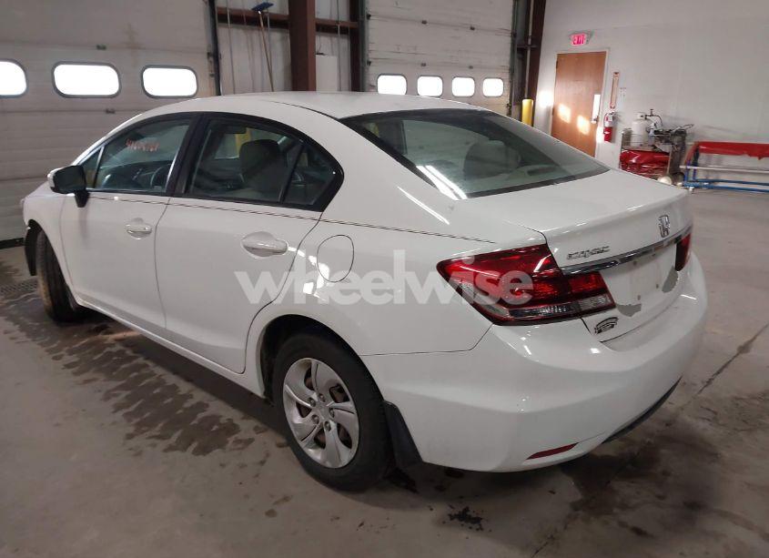 Photo 3 of 2015 Honda Civic LX (VIN 2HGFB2F5XFH505746)