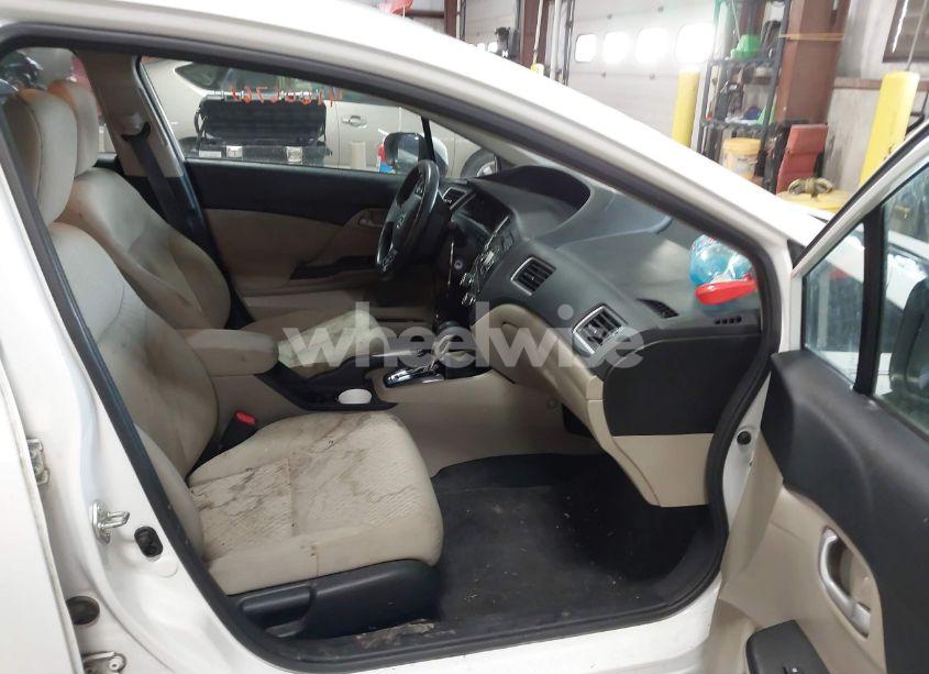 Photo 5 of 2015 Honda Civic LX (VIN 2HGFB2F5XFH505746)