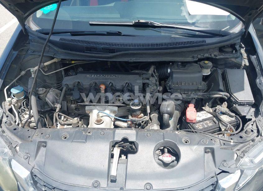 Photo 10 of 2015 Honda Civic LX (VIN 2HGFB2F5XFH515788)