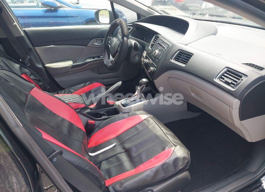 Photo 5 of 2015 Honda Civic LX (VIN 2HGFB2F5XFH515788)