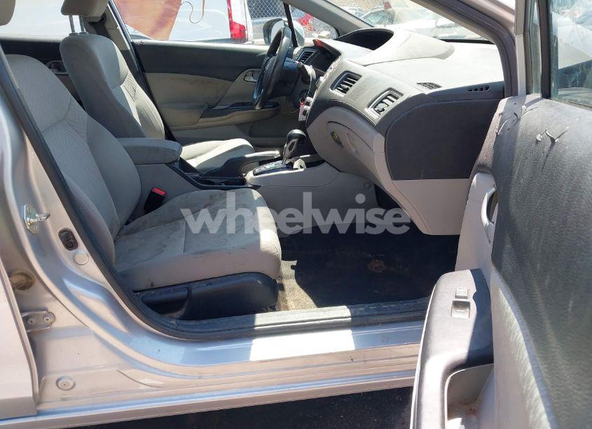 Photo 5 of 2015 Honda Civic LX (VIN 2HGFB2F5XFH528296)