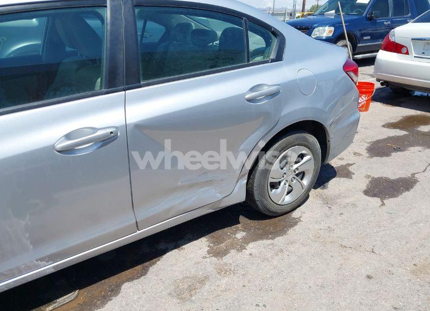 Photo 6 of 2015 Honda Civic LX (VIN 2HGFB2F5XFH528296)