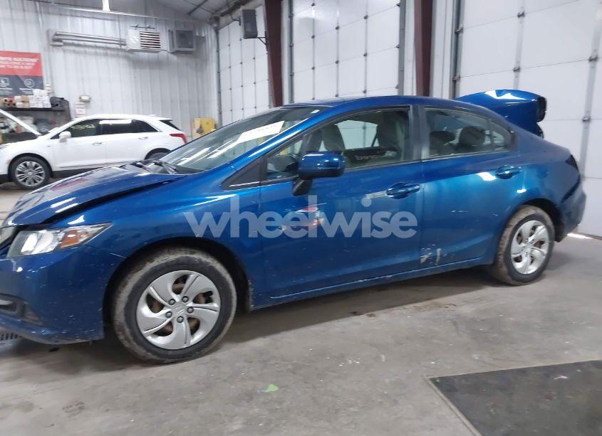 Photo 14 of 2015 Honda Civic LX (VIN 2HGFB2F5XFH541078)