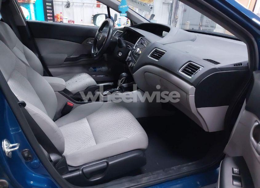 Photo 5 of 2015 Honda Civic LX (VIN 2HGFB2F5XFH541078)