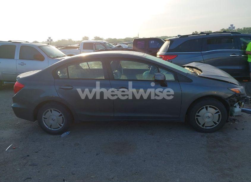 Photo 13 of 2012 Honda Civic HF (VIN 2HGFB2F60CH554393)