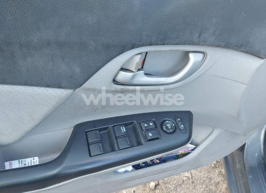 Photo 19 of 2013 Honda Civic HF (VIN 2HGFB2F60DH550443)