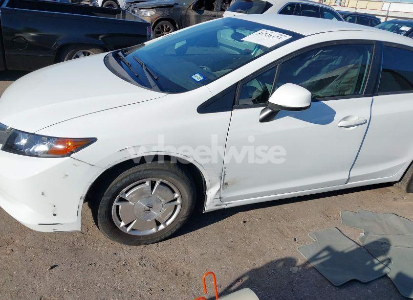 Photo 6 of 2012 Honda Civic HF (VIN 2HGFB2F62CH319333)