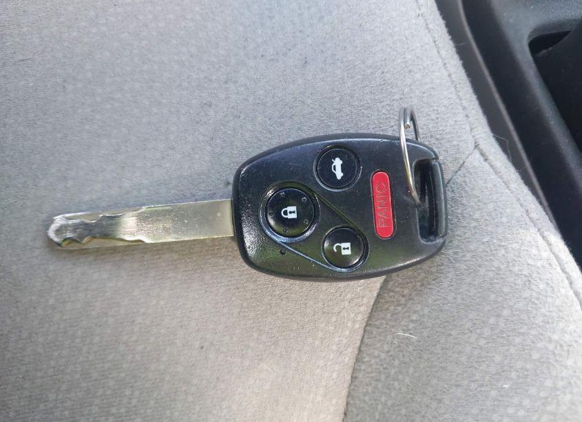 Photo 11 of 2013 Honda Civic HF (VIN 2HGFB2F62DH532767)