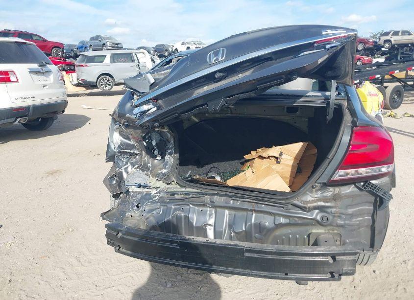 Photo 17 of 2013 Honda Civic HF (VIN 2HGFB2F62DH532767)