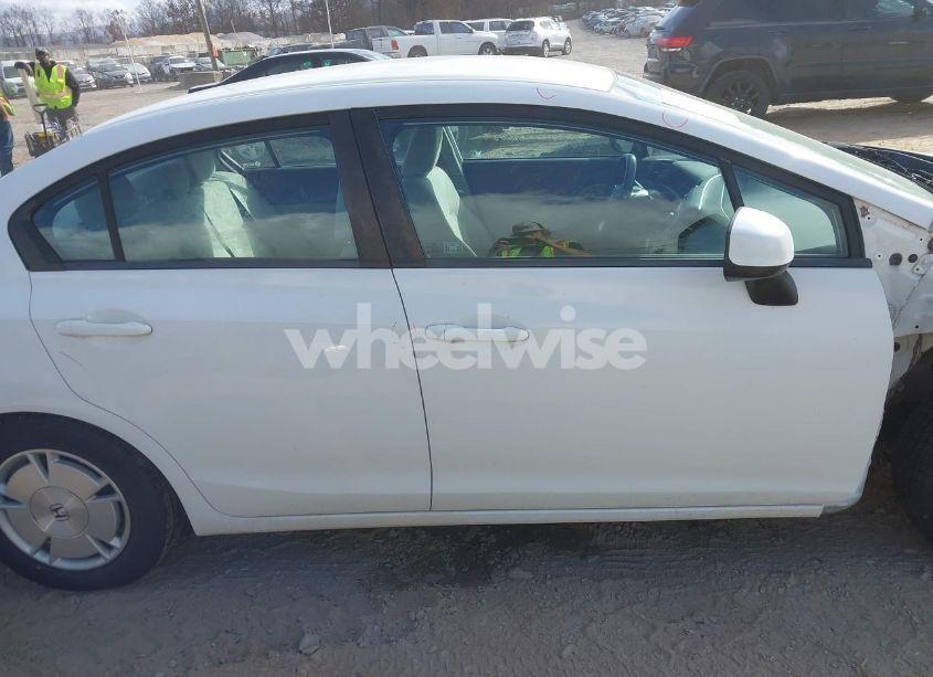 Photo 13 of 2012 Honda Civic HF (VIN 2HGFB2F67CH550308)