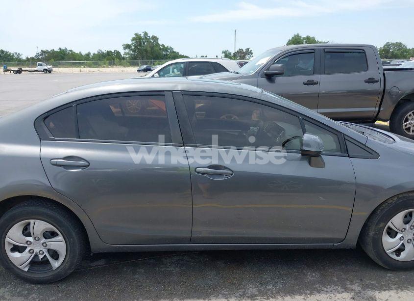 Photo 14 of 2013 Honda Civic HF (VIN 2HGFB2F69DH557861)