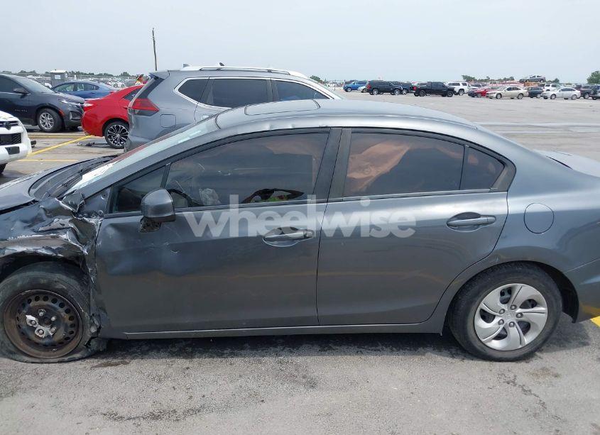 Photo 15 of 2013 Honda Civic HF (VIN 2HGFB2F69DH557861)