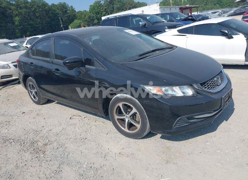 2015 Honda Civic SE (VIN 2HGFB2F70FH543150) main photo