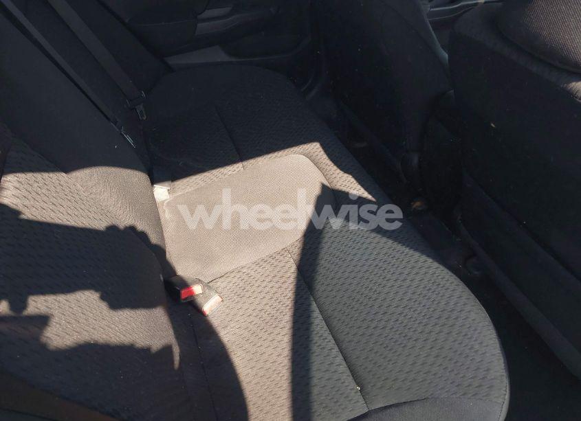 Photo 8 of 2015 Honda Civic SE (VIN 2HGFB2F70FH543150)