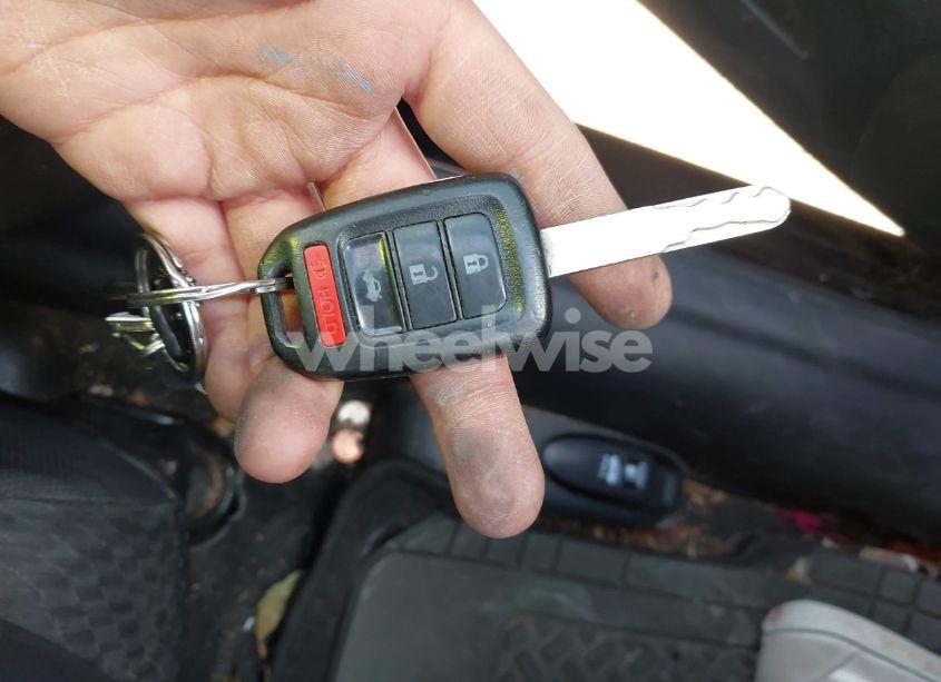 Photo 11 of 2015 Honda Civic SE (VIN 2HGFB2F70FH564810)