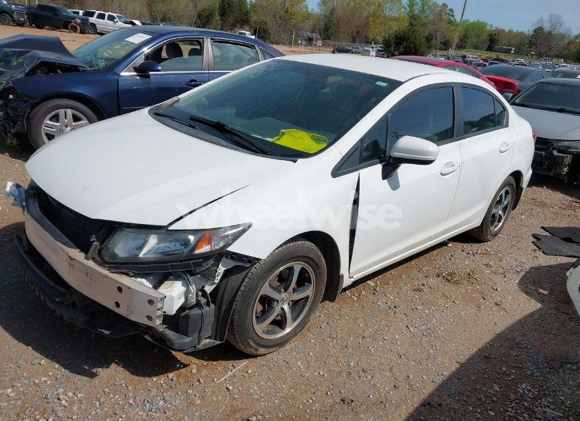 Photo 2 of 2015 Honda Civic SE (VIN 2HGFB2F70FH565147)