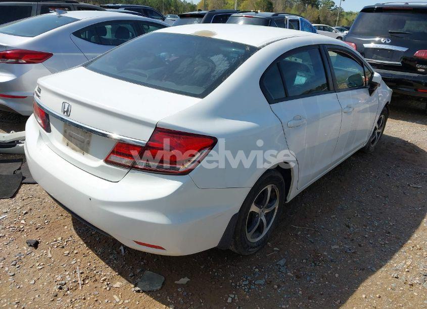Photo 4 of 2015 Honda Civic SE (VIN 2HGFB2F70FH565147)