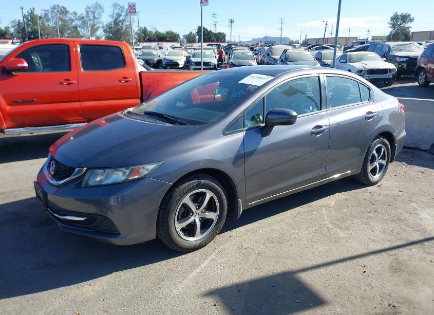 Photo 2 of 2015 Honda Civic SE (VIN 2HGFB2F71FH553105)