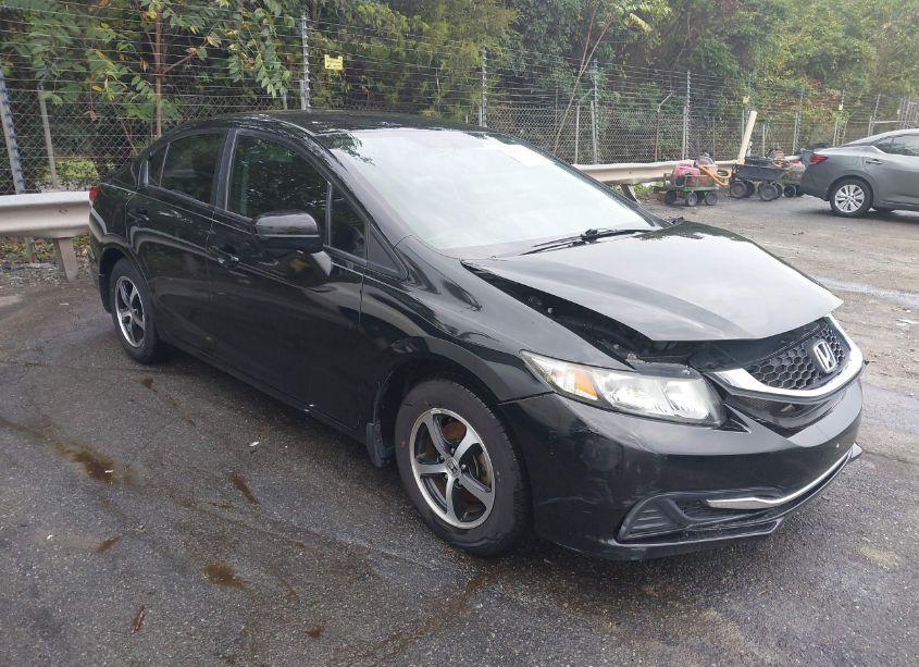 2015 Honda Civic SE (VIN 2HGFB2F73FH538007) main photo