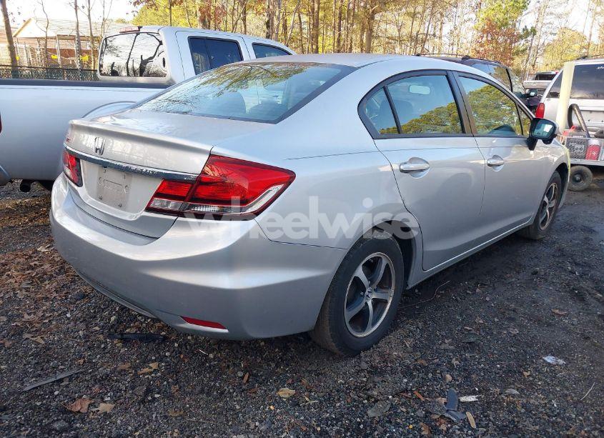 Photo 4 of 2015 Honda Civic SE (VIN 2HGFB2F74FH563059)