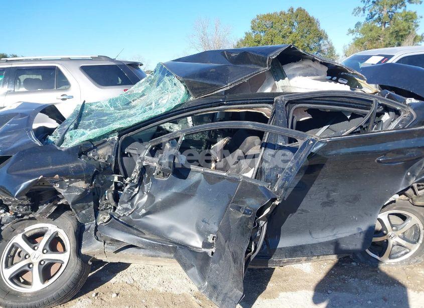Photo 15 of 2015 Honda Civic SE (VIN 2HGFB2F75FH511746)