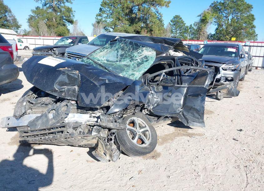 Photo 2 of 2015 Honda Civic SE (VIN 2HGFB2F75FH511746)