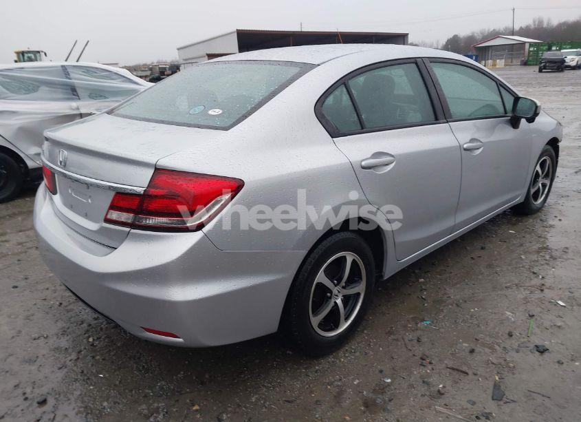 Photo 4 of 2015 Honda Civic SE (VIN 2HGFB2F78FH550556)