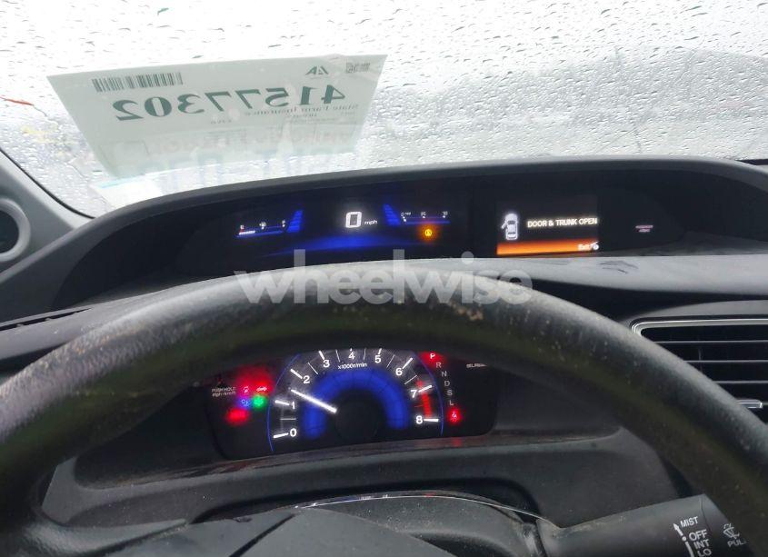 Photo 7 of 2015 Honda Civic SE (VIN 2HGFB2F78FH550556)