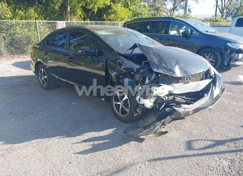 2015 Honda Civic SE (VIN 2HGFB2F79FH543728) main photo