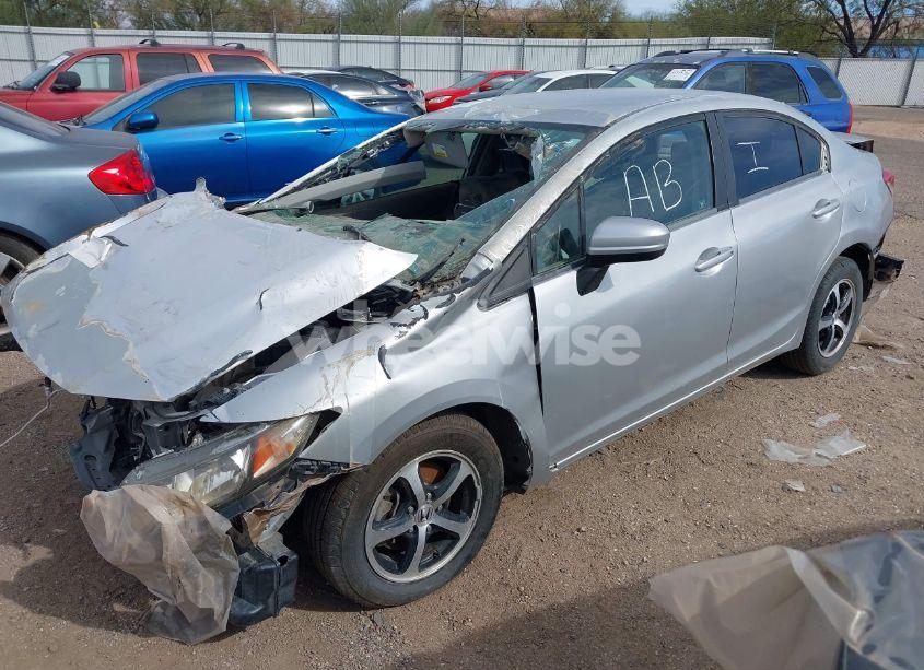 Photo 2 of 2015 Honda Civic SE (VIN 2HGFB2F7XFH527666)