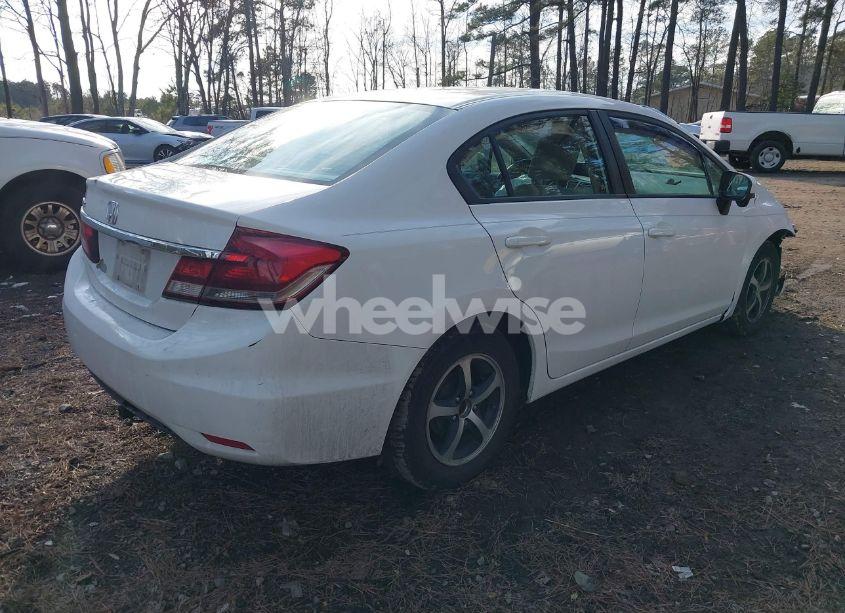 Photo 4 of 2015 Honda Civic SE (VIN 2HGFB2F7XFH563731)