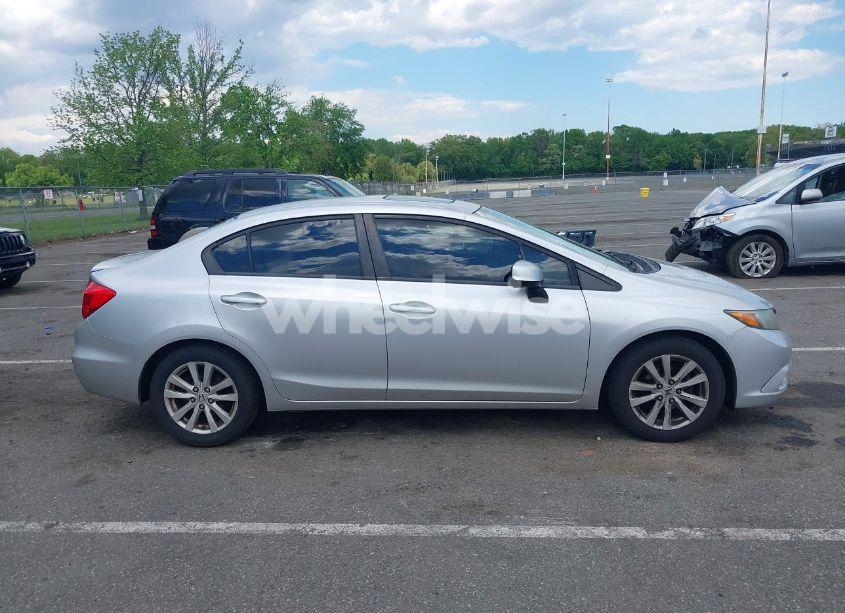 Photo 13 of 2012 Honda Civic EX (VIN 2HGFB2F81CH324377)
