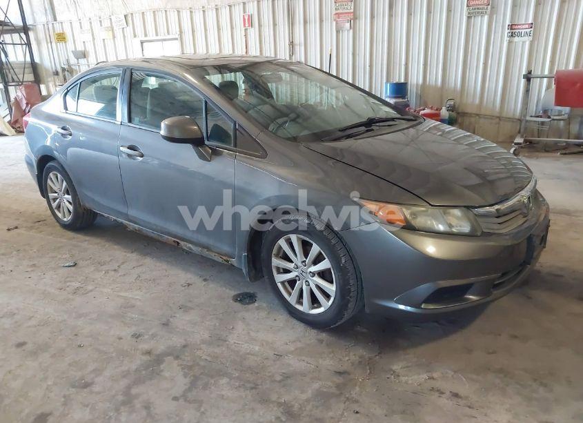 2012 Honda Civic EX (VIN 2HGFB2F82CH552355) main photo