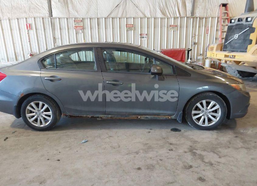 Photo 13 of 2012 Honda Civic EX (VIN 2HGFB2F82CH552355)