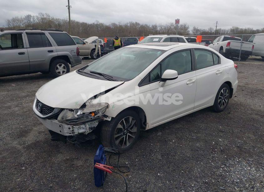Photo 2 of 2013 Honda Civic EX (VIN 2HGFB2F83DH531628)